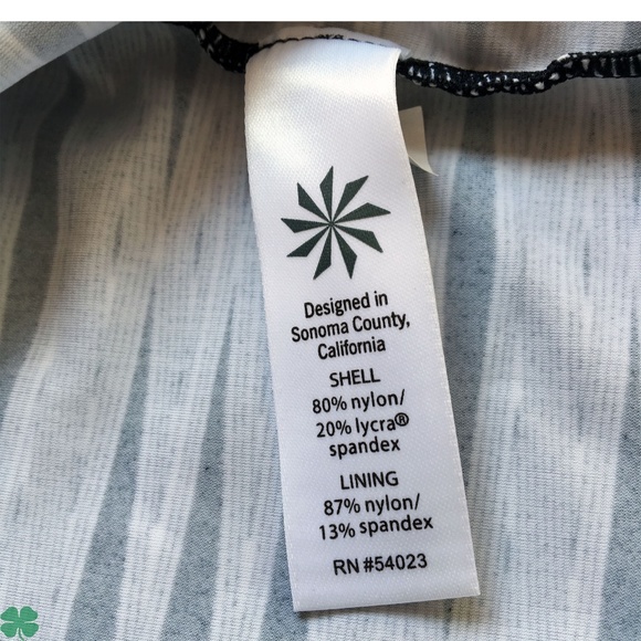 🎉2xHP🎉 Athleta Ariel Venice Swim Dress Size MP - Picture 7 of 9